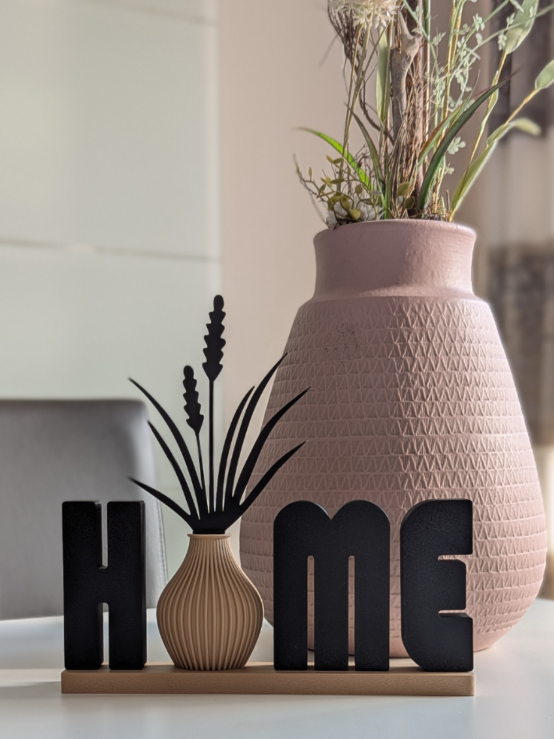 HOME Sign with Mini Vase & Floral Detail